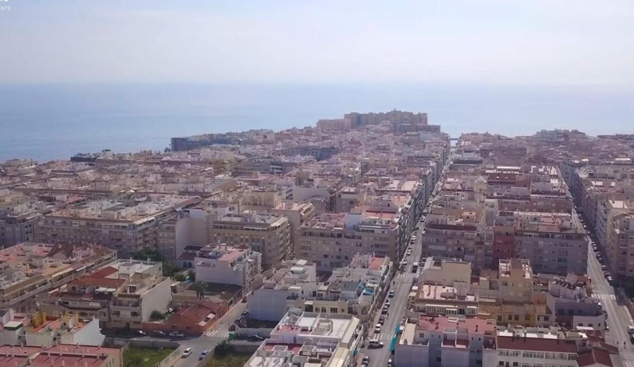 شقة Edificio Alameda تورّيفيِخا المظهر الخارجي الصورة